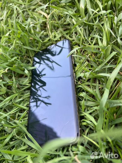 iPhone Xs, 256 ГБ