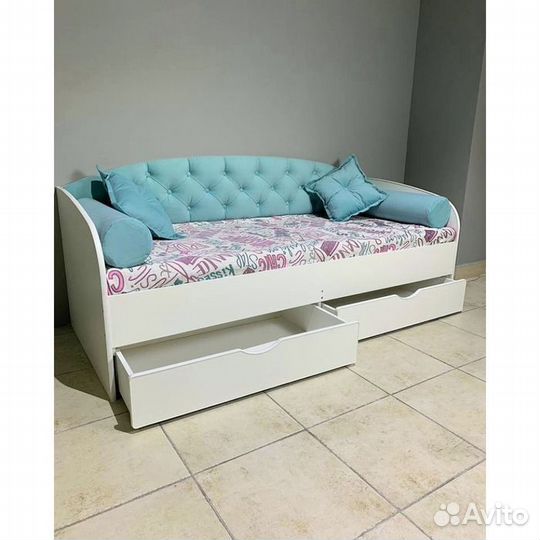 Кровать велюр от 2х лет вельвет люкс лдсп