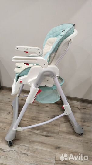 Стульчик для кормления babyton