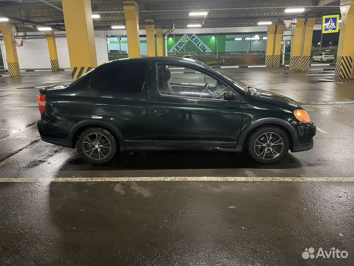 Toyota Echo 1.5 AT, 2001, 181 000 км