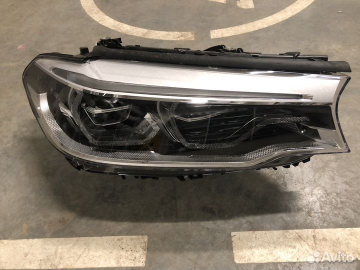 Фара правая Bmw G30 adaptive