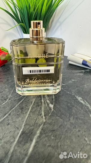 Baldessarini ambre 88ml с витрины