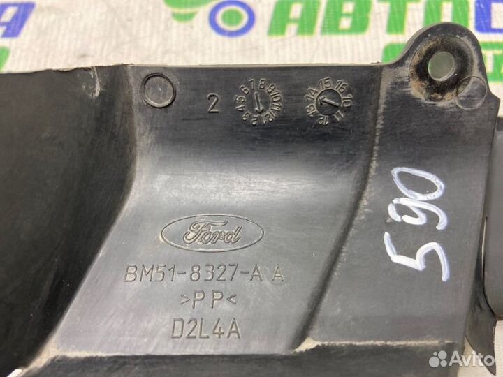 Дефлектор радиатора передний Ford Focus DV6 2014