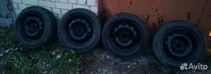 Колеса в сборе шипованные 15 VAG