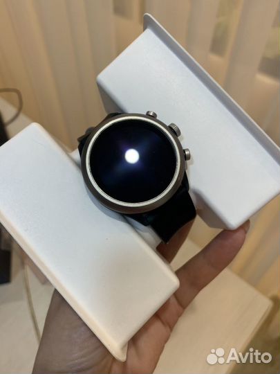 Смарт часы Fossil sport