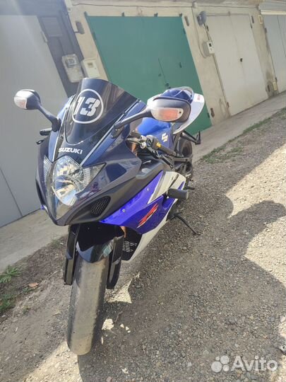 Suzuki gsx 1000 k6