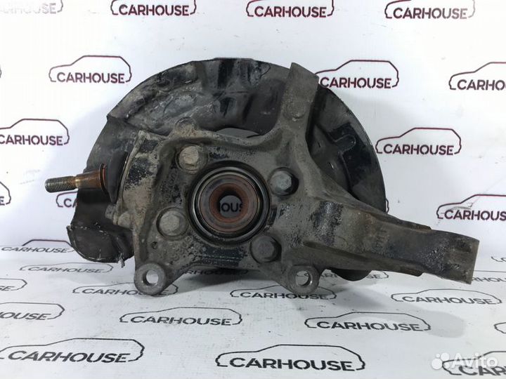 Кулак поворотный передний левый Volvo Xc90