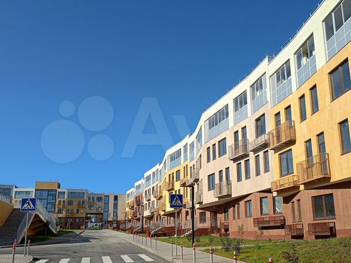 4-к. квартира, 86,5 м², 1/4 эт.