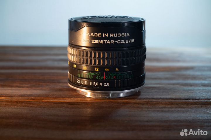 Zenitar f2,8 mm 16mm fish-aye canon EF