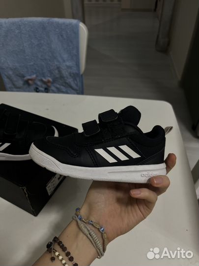 Кроссовки детские adidas 25 размер бу