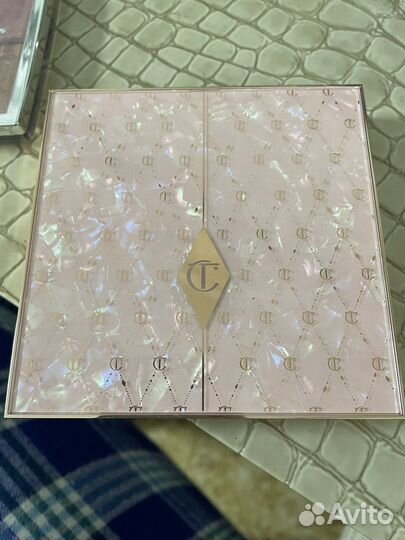 Charlotte tilbury палетка румян и хайлайтеров