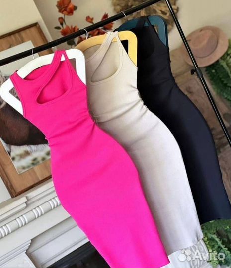 Платье женское