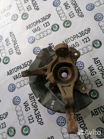 Поворотный кулак Hyundai Solaris