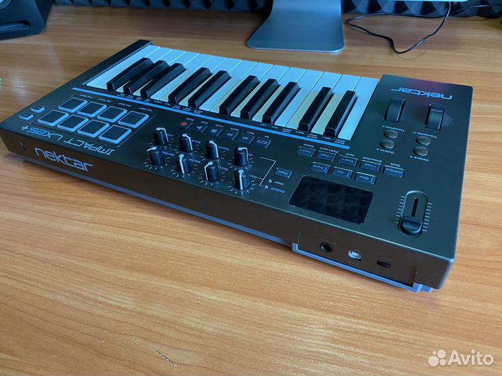 Midi-клавиатура Nektar Impact LX25+