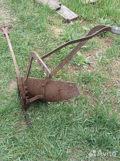 Конный плуг