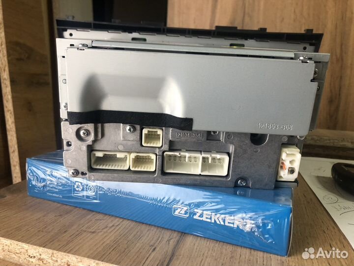 Штатная магнитола на toyota camry 40