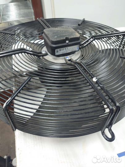 Вентилятор Ebmpapst S4D500-AM03-01 осевой