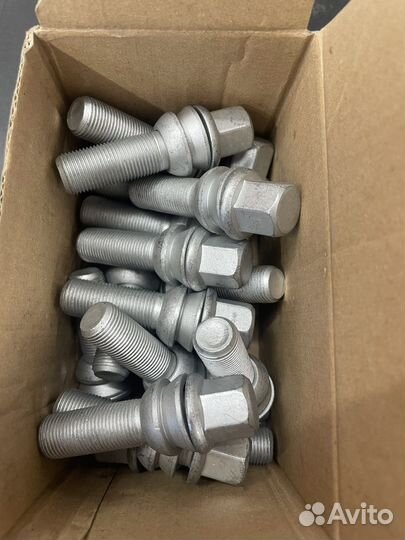 Болт М15х1.25 35мм сфера