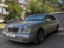 Mercedes-Benz E-класс 2.4 MT, 1998, 350 000 км, с пробегом, цена 500 000 руб.