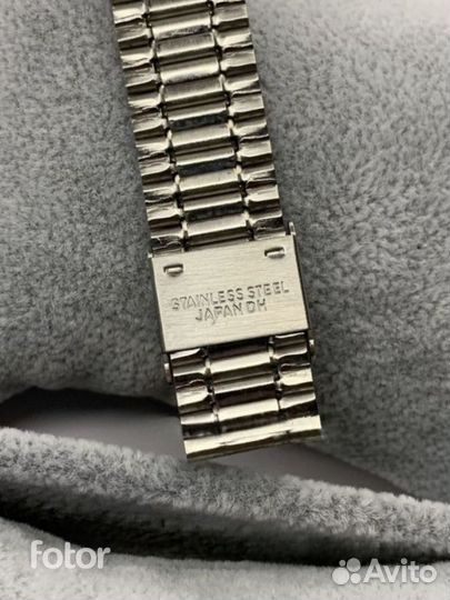 Часы Casio Quartz AQ230