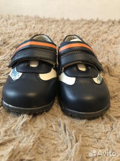 Ботинки детские 23 размер весна