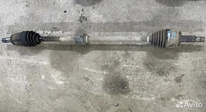 Привод Митцубиси Лансер 10 1,5 МКПП левый правый