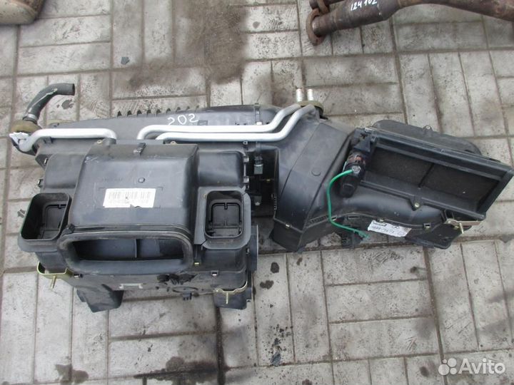 Корпус печки w202 C-class