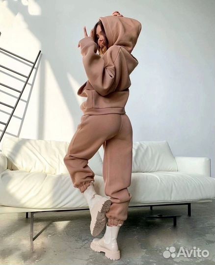 Спортивный костюм на флисе женский теплый