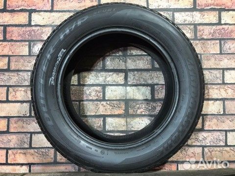 Bridgestone Dueler H/P Sport 215/60 R17