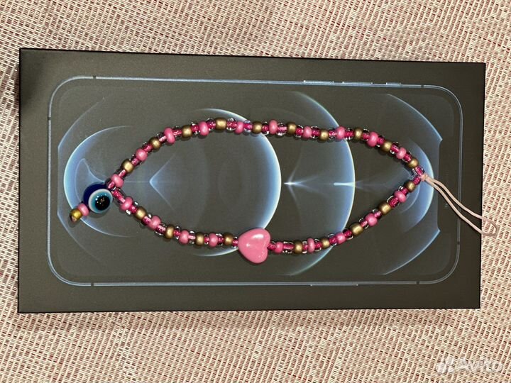 Аксессуар на телефон (шнурок)