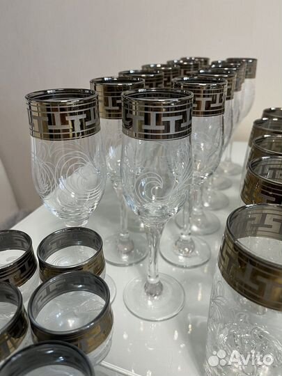 Набор бокалов на 12 персон