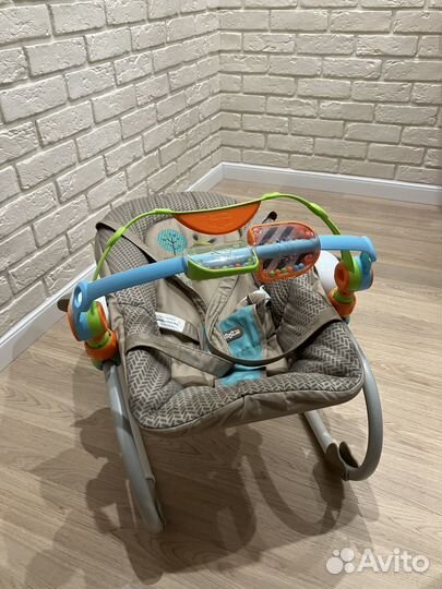 Шезлонг Babyton + детская игрушка развивашка