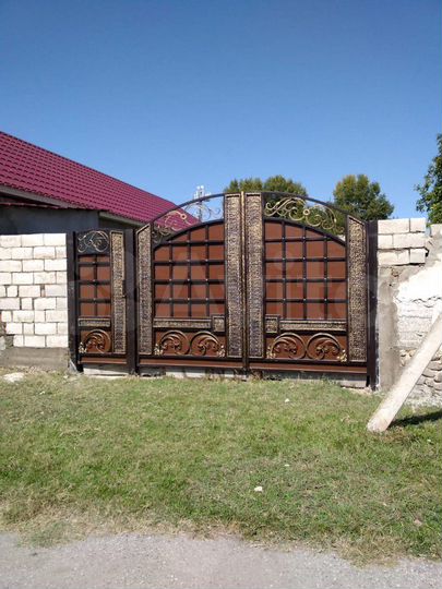 Дом 130 м² на участке 16 сот.