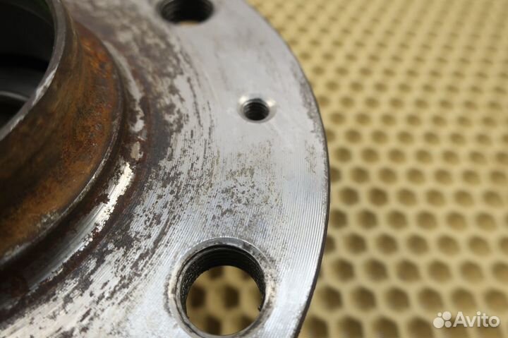 Ступица задняя VW Golf 7