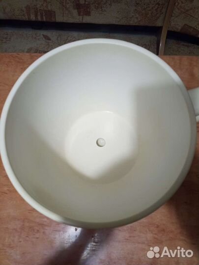 Горшки: керамика, пластик для цветов, много