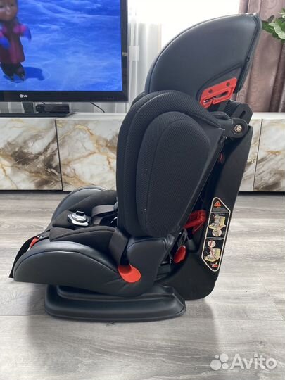 Автомобильное кресло happy baby mustang