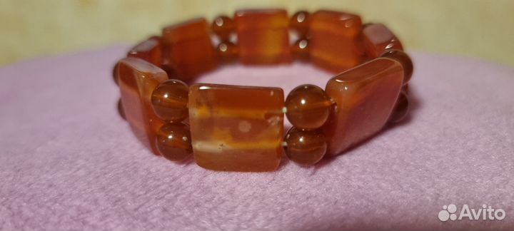 Браслет из сердолика