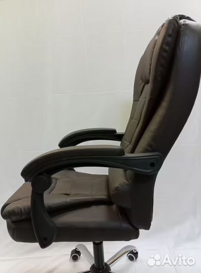 Офисное кресло руководителя / Новинка / 2023