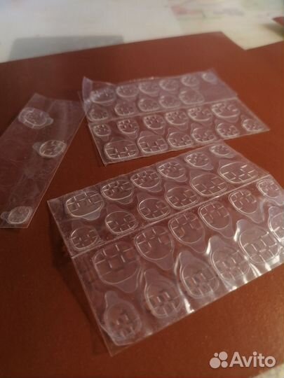 Клей для накладных ногтей