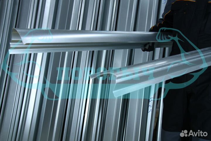 Ремотный порог Hyndai Starex левый