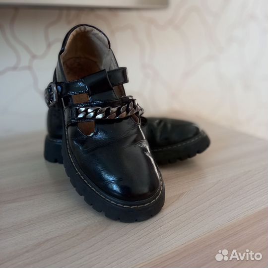 Туфли, лоферы, кроссовки