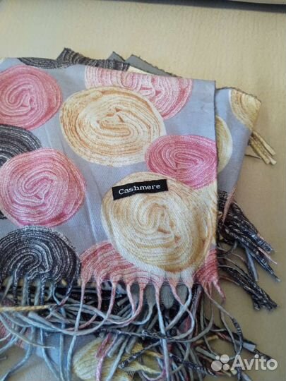 Шарфы и палантины женские