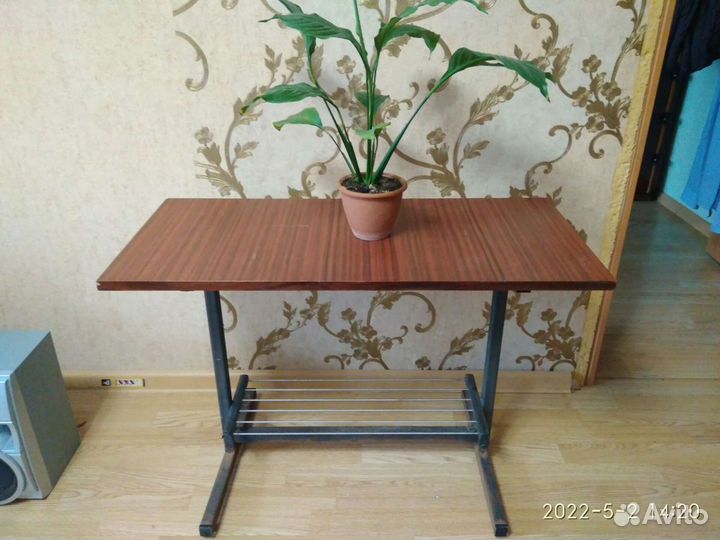 Подставка для телевизора