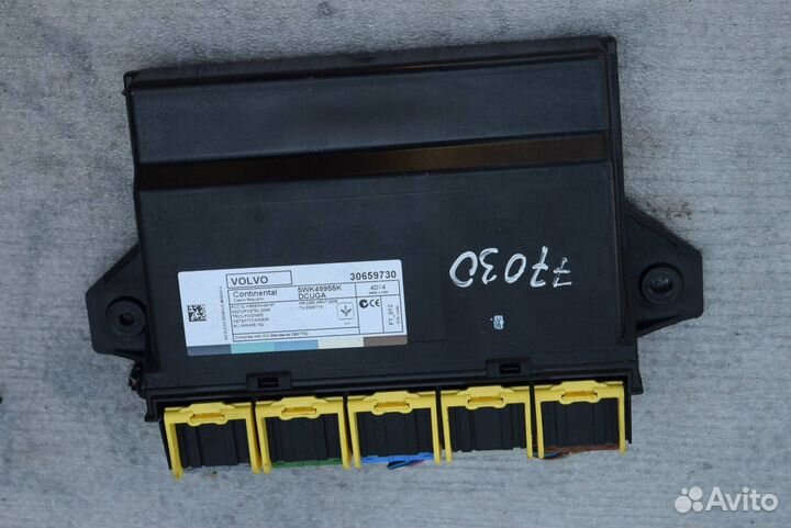 Блок управления бесключевым доступом Volvo V40 2 3