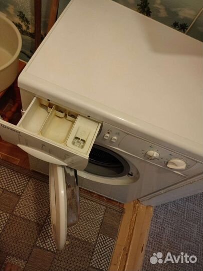 Стиральная машина indesit