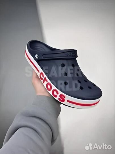 Тапочки crocs