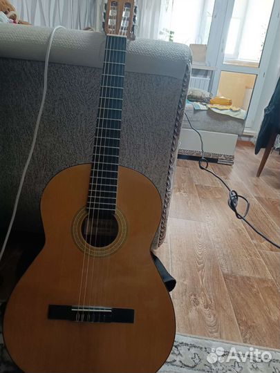 Испанская гитара Admira Paloma