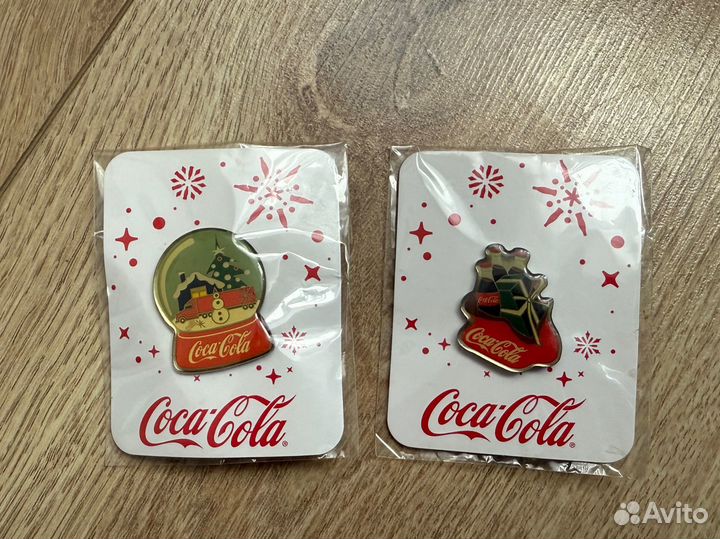 Значки coca cola