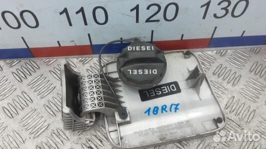 Лючок бака KIA cerato 1 (1BR17IC01)