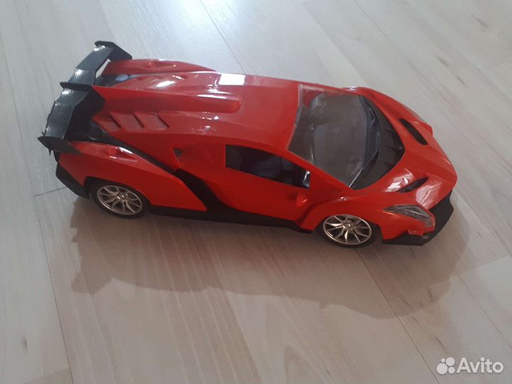 Машина на пульте управления